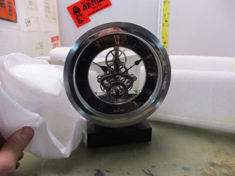 bulova omni tabletop clock aluminum & crystal [3L] Cover
