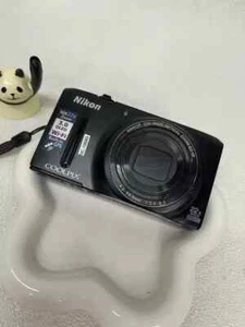Nikon Coolpix S9500 fotocamera digitale compatta 18,1 MP Wi-Fi e GPS colore nero - Foto 1 di 7