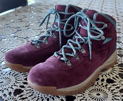 Columbia Hiking Boots Womens Sz 9 Wide Newton Ridge Plus Waterproof Plum Teal - Image 1 of 4