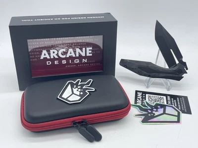 ARCANE DESIGN x ISHAM 黑色 Ti/碳纤维 Plexus 框架锁 带 OMP 盒和盒 — 第 1/4 张图片