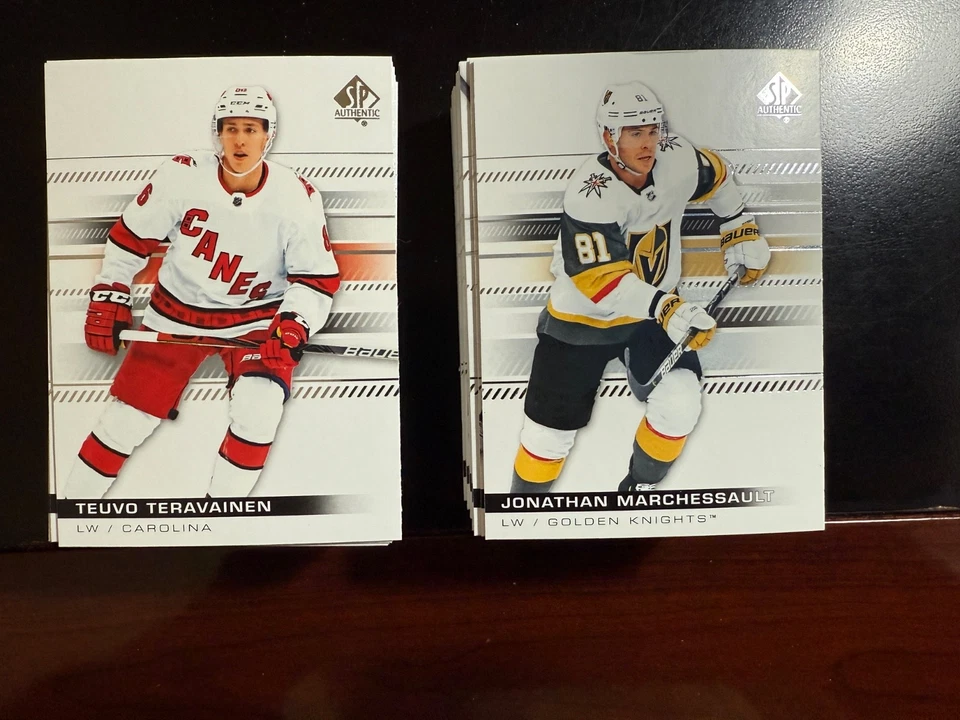 2019-20 Cubierta Superior SP AUTÉNTICO HOCKEY CONJUNTO BASE COMPLETO 1-100 Foto 1 de 1