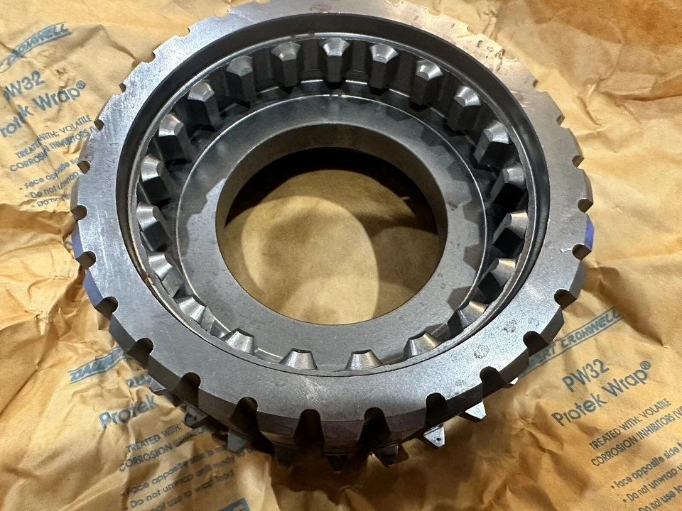 正品沃尔沃 Mack 轮毂齿轮 21631781 — 第 1/4 张图片