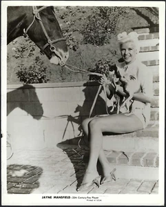 JAYNE MANSFIELD FOTO ORIGINAL VINTAGE ACTRIZ PIERNAS SEXY 1950 IMPRESIONANTE POSE - Imagen 1 de 2