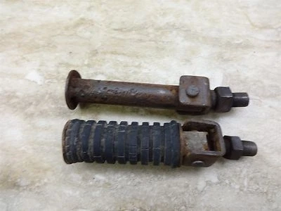 Yamaha XT500 1976 Enduro Y626~ reposapiés traseros reposapiés Foto 1 de 3