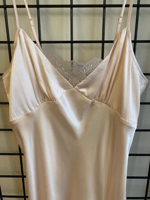 100% seda e renda chemise, nova com etiquetas, slip, camisola, rosa claro, grande, 22110BALL(L) - Imagem 1 de 4