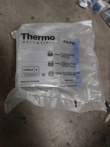 Thermo Scientific Nunc EasYFlask Cell Culture Flask Angled 175cm² (5pk) - Picture 1 of 4