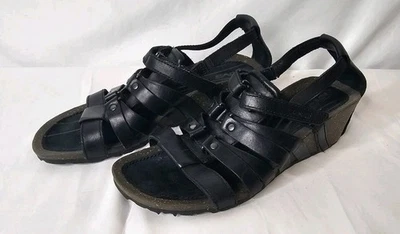 Sandalia de cuña Teva Cabrillo 6 cuero negro con tiras gladiador vanguardista punta abierta motociclista Foto 1 de 4