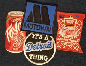 4 Stk. Bestickter Aufnäher auf Basis Detroit Michigan verschiedene Größen 3" -3,5" E - Bild 1 von 2