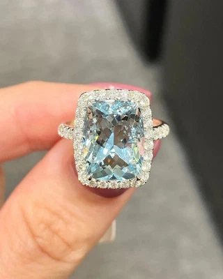 Alianza de oro blanco de 18 quilates de 8,15 quilates corte cojín diamante aguamarina natural sólido Foto 1 de 4