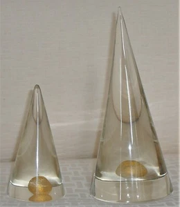 Two acrylic cones with circular gold colored accents within, sold as a pair - Picture 1 of 2