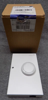 York Johnson Controls S1-03103518000 SENSOR,NETWORK,TEMP HUM 03103518000 - Image 1 of 2
