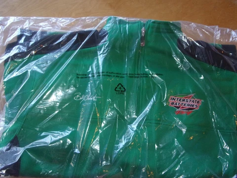 CHASE AUTHENTIC 1/4 ZIP PULLOVER - GREEN - #18 - SIZE MEDIUM(APO-36-NJ-27) Cover