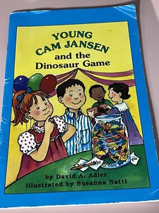Young Cam Jansen and the Dinosaur Game by David A. Adler (1998, Trade Paperback) - Imagen 1 de 2