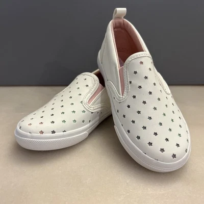 Old Navy 学步儿童 女孩 彩虹之星 穿孔 白色 一脚蹬 运动鞋 尺寸 8 全新无标签 — 第 1/4 张图片