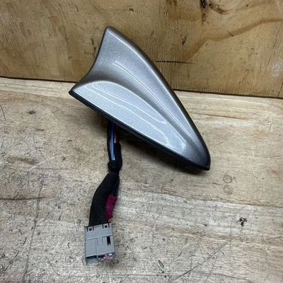 2013 - 2016 Hyundai Santa Fe Sport Antenna Shark Fin GPS Gray OEM LM Foto 1 de 4