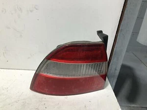 Honda ACCORD Luz trasera izquierda CD Sedán 10/93-10/95 - Imagen 1 de 4