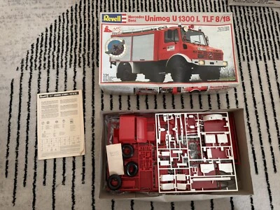 Revell Mercedes Benz UNIMOG U 1300L TLF 1/18 1/24 Model Kit #24148 Unassembled - Image 1 of 2