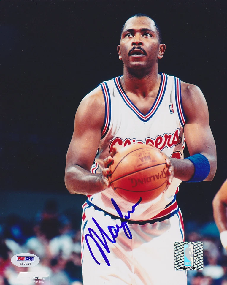 Mark Aguirre SIGNED 8x10 Photo Los Angeles Clippers PSA/DNA AUTOGRAPHED - Image 1 of 1