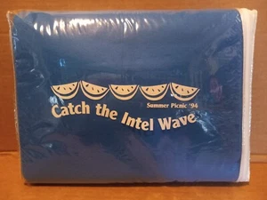 Manta polar vintage INTEL empleado picnic 1994 regalo promocional - Imagen 1 de 3