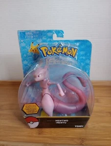 2016 TOMY Pokemon Articulating 5" Mewtwo Action Figure - Brand New. On Card ๐ฅ - Picture 1 of 14