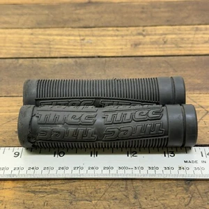 Vintage Titec Grips Black MTB Old School BMX Ribbed Mushroom MTB ATB - Picture 1 of 10