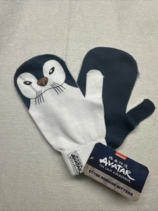 Culturefly Nick Box Exclusive Avatar the Last Airbender Otter Penguin Fäustlinge - Bild 1 von 5