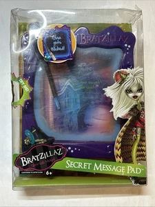 Almohadilla de Mensaje Secreto de Brujas Bratz Bratzillaz Marco de Fotos Luz Mágica NUEVO - Imagen 1 de 6