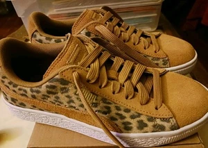 Puma Suede Girls Cheetah Size 4C Preowned EUC - Picture 1 of 19