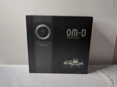 Olympus OM-D E-M10 Mark II 17.2 MP Mirrorless Interchangeable Lens Digital... - Image 1 of 4