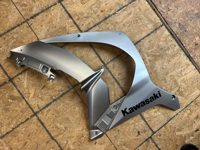 Carenado medio izquierdo Kawasaki ZX10R 16 17 18 OEM 55028-0585 2017 Foto 1 de 4