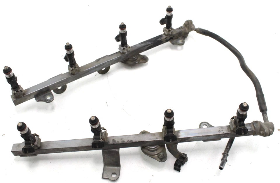 Nissan Armada 2005-2014 5,6 inyector de inyección de combustible con riel 8 cilindros OEM Foto 1 de 4