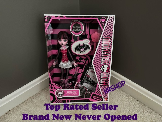 Boneca Monster High Clawdeen Wolf Cabelo Rosa Cachorro de