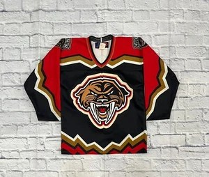 RARE Vintage Tacoma Sabercats WCHL Champions Black Pro Jersey KIDS Size XL - Picture 1 of 6