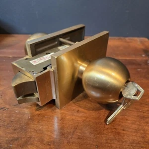 Corbin Russwin Storeroom Unit Lock 1 3/4 Thick, 2 3/4 BS, RH In Double Latch! - Picture 1 of 16