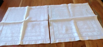 Linge ancien 2 Napperons en lin et soie blancs  avec monogramme DC - Photo 1/4