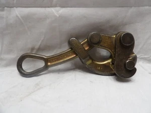 Klein No. 1604-20 Cable and Wire Puller 5,000 lb. Size .125-.50 in. - Picture 1 of 6