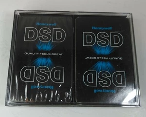 Tarjetas de Colección Honeywell DSD Calidad Se siente Excelente Con Estuche y Manga 2 Mazos - Imagen 1 de 9