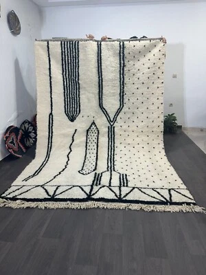 Moroccan white and black Rug,Modern Abstract Moroccan Wool Rug, Moroccan Rug - Image 1 of 4