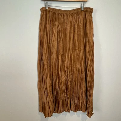 Falda De Colección TravelSmith Imitación Gamuza Mediana Arrugada Camel Tostado Foto 1 de 4