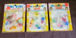 3 Vintage Chemtoy kleine Spielzeuge für kleine Jungen, wunderbare Dinge für kleine Mädchen - Bild 1 von 23
