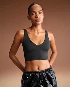 Sujetador de línea larga con cuello en V mate para mujer NikeSKIMS - Imagen 1 de 4