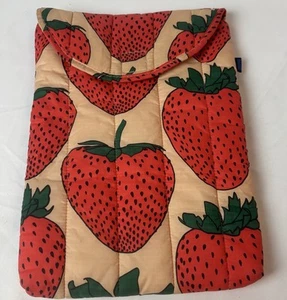 Baggu Puffy Laptop Sleeve Strawberry 9”x12” Pouch Case Travel Tablet Pink Red - Photo 1/7