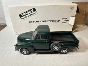 Danbury Mint 1953 Chevrolet Pick-Up 3100 Half Ton Green 1:24 Diecast (READ) - Picture 1 of 15