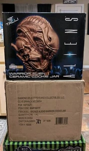 Aliens Warrior Cookie Jar Limited Edition Of 1000 Bronze Think Geek New Sealed - Picture 1 of 6