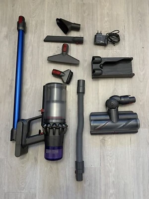 Dyson V11 Absolute extra aspirateur balai il fonctionne très bien - Bild 1 von 4
