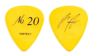 Matchbox Twenty 20 Paul Doucette Signature Yellow Guitar Pick - 2013 Tour MB20 - Picture 1 of 1