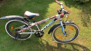 Fahrrad MTB Kinder Cube Race Team 200 20 Zoll 7-Gang Kinderfahrrad Kinderrad - Bild 1 von 7