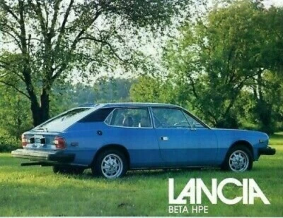 Lancia Beta HPE 1976? Folleto del distribuidor Foto 1 de 2