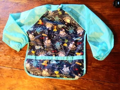 Usado en Excelente Condición Camisa Brotes Verdes Babero 1 Uso Infantil 2T 3T 4T Ocean Life Bata Top Niños  Foto 1 de 3