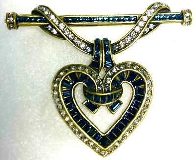 Broche prendedor corazón firmado por HEIDI DAUS Would You Be Mine cristal baguette azul Foto 1 de 2